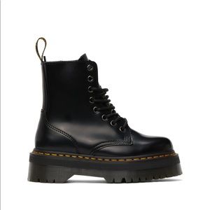 Gently Used Dr Martens Jadon Retro Quad W US 8/ M US 7/UK 6/EU 39